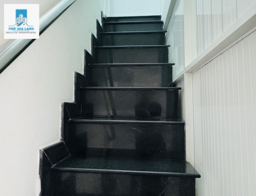 BÁN NHÀ TRẦN XUÂN SOẠN TÂN HƯNG QUẬN  HẼM Ô TÔ