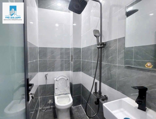 BÁN NHÀ SHR HUỲNH TẤN PHÁT , P. PHÚ THUẬN , QUẬN 7 . 