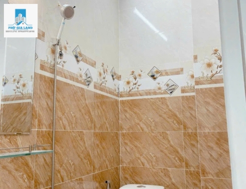 NHÀ 3 TẦNG - HẺM 502 HUỲNH TẤN PHÁT -P. BÌNH THUẬN - QUẬN 7 .