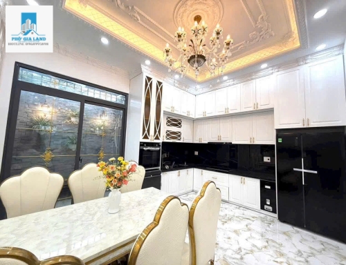 CÓ 7 CĂN NHÀ PHỐ LIỀN KỀ , VỊ TRÍ ĐẸP - NHÀ BÈ . 