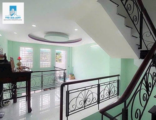 BÁN NHÀ 3 TẦNG - XE HƠI THÔNG RA CHỢ GÒ Ô MÔI - PHÚ THUẬN - QUẬN 7.
