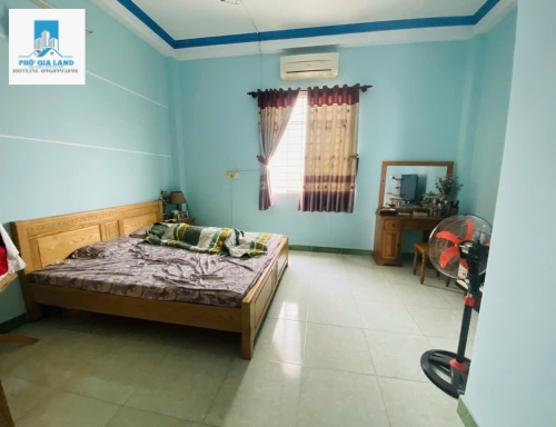 BÁN NHÀ 4 TẦNG HUỲNH TẤN PHÁT - PHÚ THUẬN - QUẬN 7 . 