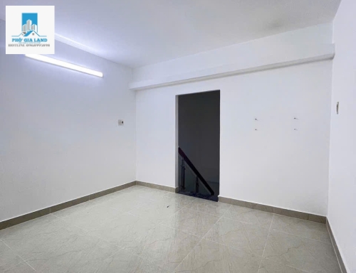 BÁN NHÀ HẺM 502 HUỲNH TẤN PHÁT - P. BÌNH THUẬN - QUẬN 7 . 