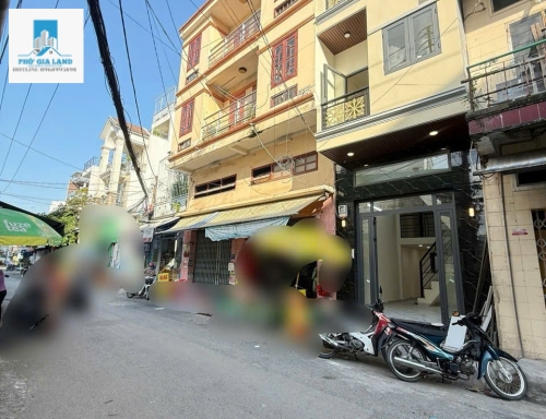 BÁN NHÀ HẺM 502 HUỲNH TẤN PHÁT - P. PHÚ MỸ - QUẬN 7 .