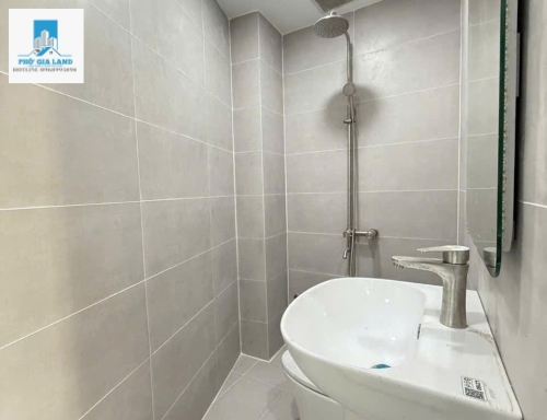 BÁN NHÀ HẺM 502 HUỲNH TẤN PHÁT - P. PHÚ MỸ - QUẬN 7 .