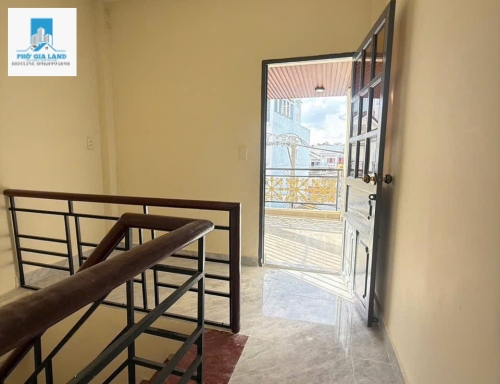 BÁN NHÀ HẺM 502 HUỲNH TẤN PHÁT - P. PHÚ MỸ - QUẬN 7 .