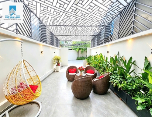 BÁN NHÀ MỚI CAO CẤP , HẺM 6M - P. PHÚ THUẬN - QUẬN 7 . 