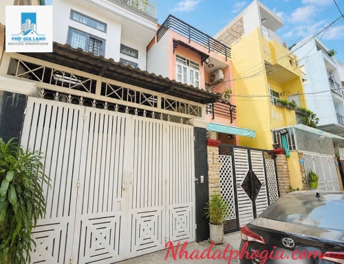 BÁN NHÀ 3 TẦNG , NỞ HẬU 2 MẶT TIỀN - KHU LÂM VĂN BỀN - QUẬN 7 . 