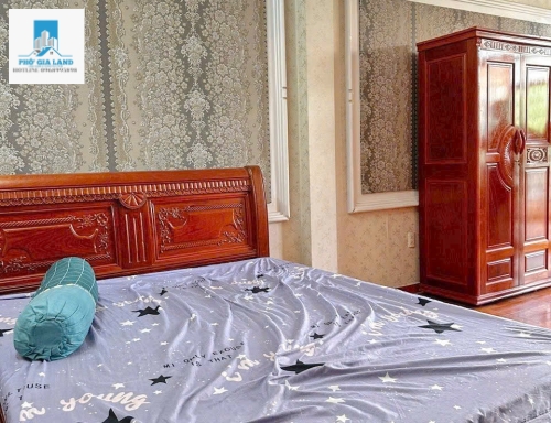 BÁN NHÀ HẺM Ô TÔ 8M - LÂM VĂN BỀN - QUẬN 7 .