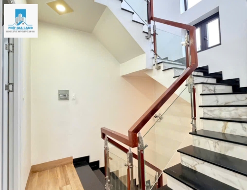 SIÊU PHẨM GÓC 2 MẶT TIỀN , NHÀ MỚI ĐẸP - HUỲNH TẤN PHÁT - QUẬN 7 . 