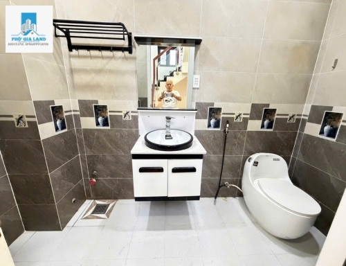 SIÊU PHẨM GÓC 2 MẶT TIỀN , NHÀ MỚI ĐẸP - HUỲNH TẤN PHÁT - QUẬN 7 . 