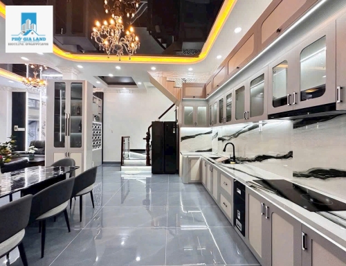  BIỆT THỰ GÓC 2 MẶT TIỀN KDC PETECHIM , FULL NỘI THẤT - HUỲNH TẤN PHÁT - NHÀ BÈ .