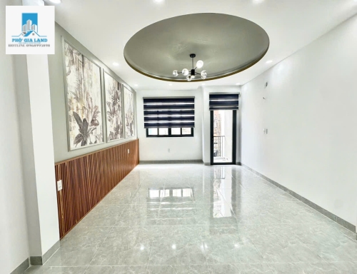 BÁN NHÀ MỚI FULL NỘI THẤT - CHÁNH HƯNG - QUẬN 8 .
