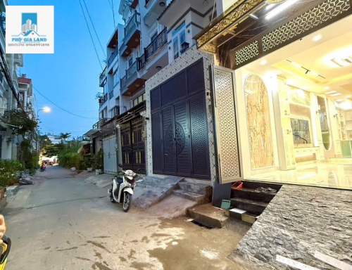 BÁN NHÀ ĐẸP HẺM XE HƠI TRƯỚC NHÀ - ĐÀO TÔNG NGUYÊN - NHÀ BÈ . 