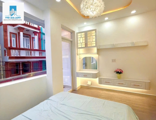 BÁN NHÀ ĐẸP HẺM XE HƠI TRƯỚC NHÀ - ĐÀO TÔNG NGUYÊN - NHÀ BÈ . 