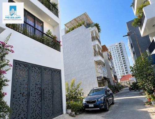 NHÀ 3 TẦNG CÓ GARA Ô TÔ - KDC KIỀU ĐÀM - QUẬN 7 . 