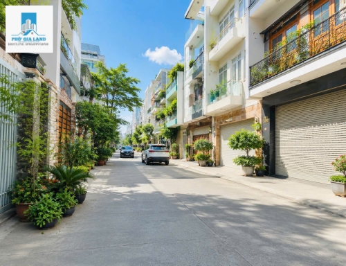 NHÀ 3 TẦNG CÓ GARA Ô TÔ - KDC KIỀU ĐÀM - QUẬN 7 . 
