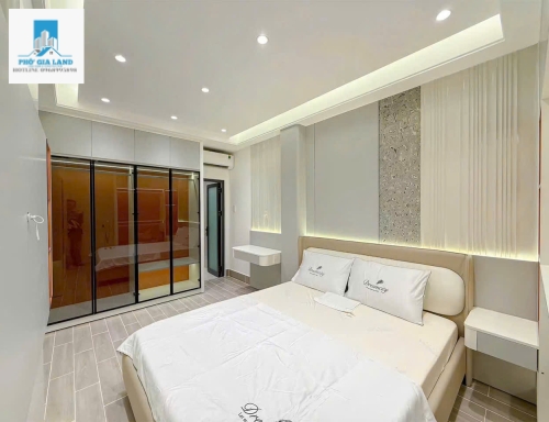 NHÀ HẺM MỚI VỪA HOÀN THIỆN HUỲNH TẤN PHÁT - P. PHÚ THUẬN - QUẬN 7 .