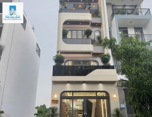 NHÀ SIÊU PHẨM , FULL NỘI THẤT CAO CẤP - P. TÂN MỸ - QUẬN 7 . 