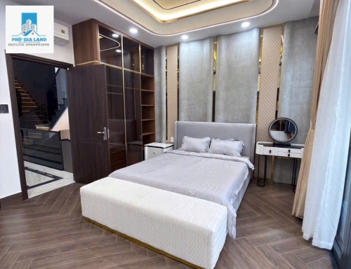 NHÀ SIÊU PHẨM , FULL NỘI THẤT CAO CẤP - P. TÂN MỸ - QUẬN 7 . 