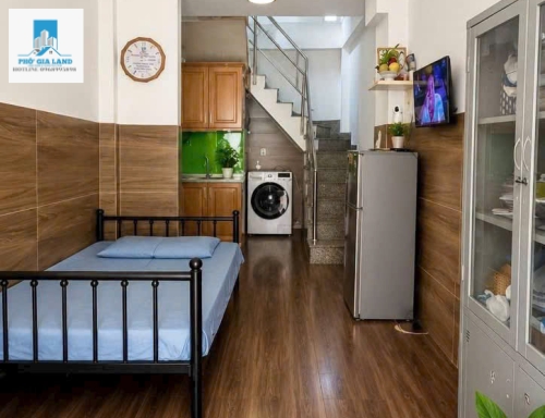 BÁN NHÀ 3 TẦNG HUỲNH TẤN PHÁT - P. BÌNH THUẬN - QUẬN 7 .
