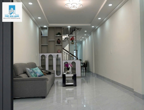 BÁN NHÀ HUỲNH TẤN PHÁT - P. PHÚ THUẬN - QUẬN 7 . 