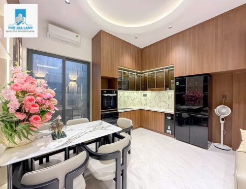 SIÊU PHẨM NHÀ PHỐ 3 LẦU , GARA Ô TÔ - HUỲNH THỊ ĐỒNG - NHÀ BÈ . 