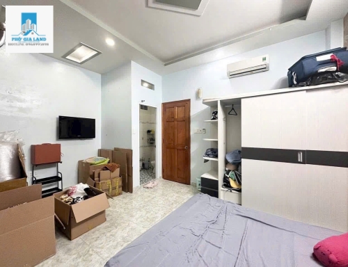 NHÀ 3 LẦU HẺM XE HƠI - HUỲNH TẤN PHÁT - NHÀ BÈ . 