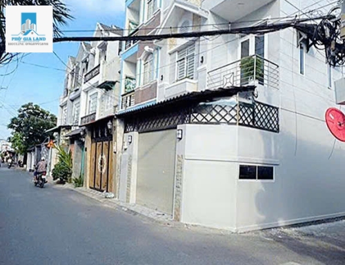 BÁN NHÀ MẶT TIỀN HẺM XE HƠI - HUỲNH TẤN PHÁT - NHÀ BÈ . 