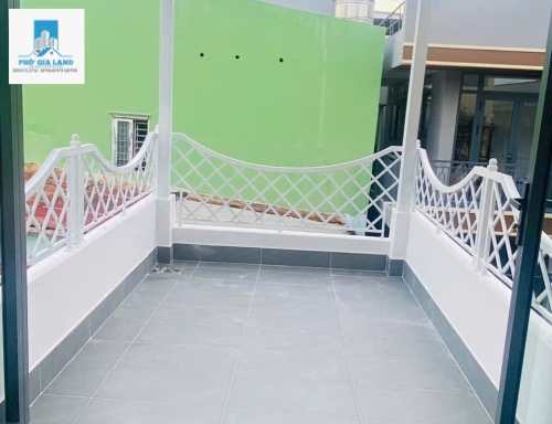 NHÀ HẺM MỚI XÂY HUỲNH TẤN PHÁT - NHÀ BÈ .