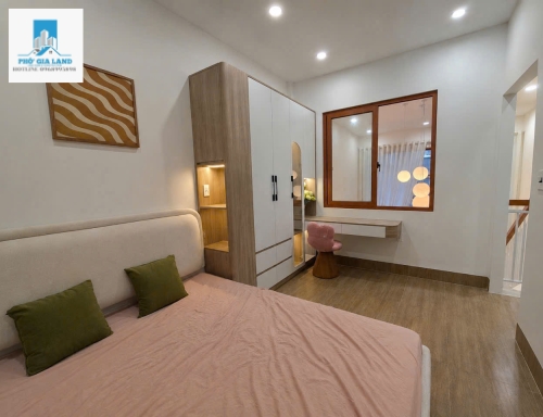 BÁN NHÀ HẺM , FULL NỘI THẤT - ĐẶNG NHỮ LÂM - NHÀ BÈ .