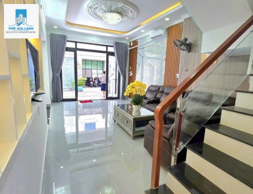 NHÀ 3 TẦNG - CÓ SÂN ĐẬU Ô TÔ - HUỲNH TẤN PHÁT , NHÀ BÈ . 