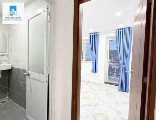 BÁN NHÀ HẺM MỚI BÙI VĂN BA - GẦN DỰ ÁN CẦU THỦ THIÊM - QUẬN 7 .