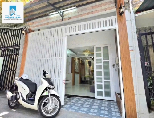 NHÀ HẺM ĐẸP HUỲNH TẤN PHÁT - NHÀ BÈ . 