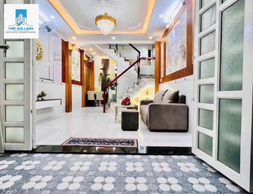 NHÀ HẺM ĐẸP HUỲNH TẤN PHÁT - NHÀ BÈ . 