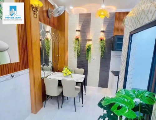 NHÀ HẺM ĐẸP HUỲNH TẤN PHÁT - NHÀ BÈ . 