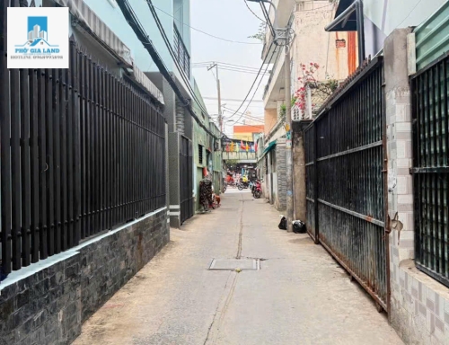 NHÀ HẺM KINH DOANH HUỲNH TẤN PHÁT - P. PHÚ THUẬN - QUẬN 7 .