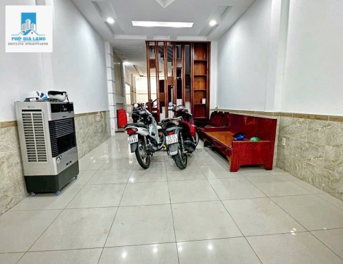 NHÀ 4 TẦNG HẺM XE HƠI - FULL NỘI THẤT - LÂM VĂN BỀN , QUẬN 7 . 