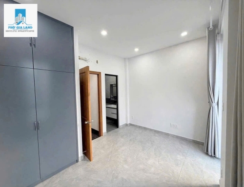 BÁN NHÀ MỚI - HẺM XE HƠI QUAY ĐẦU - QUẬN 8 . 