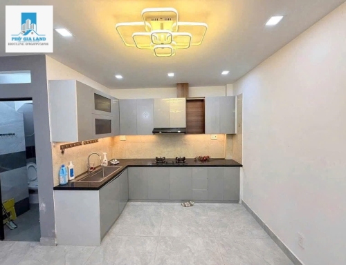 BÁN NHÀ MỚI - HẺM XE HƠI QUAY ĐẦU - QUẬN 8 . 