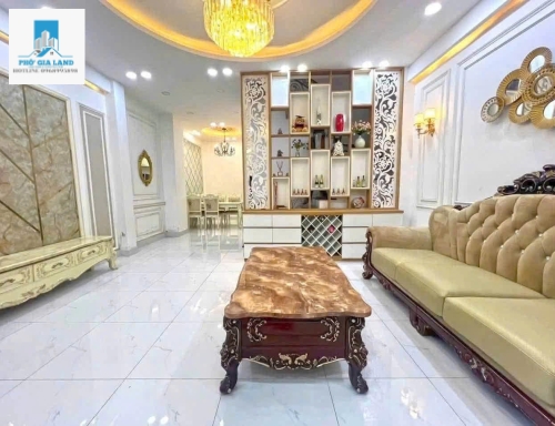 NHÀ MỚI FULL NỘI THẤT - GẦN COOP.MART - HUỲNH TẤN PHÁT , QUẬN 7 . 