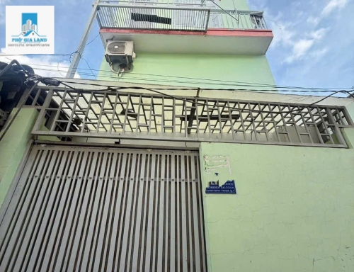 BÁN CHDV 4 TẦNG - DÒNG TIỀN 18TR/THÁNG - Ô TÔ TỚI NHÀ - QUẬN 7 . 