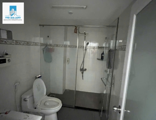 NHÀ HẺM KINH DOANH - Ô TÔ - HUỲNH TẤN PHÁT , QUẬN 7 .