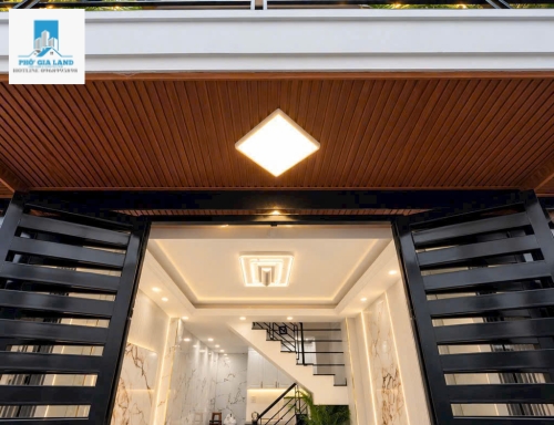 BÁN NHÀ HẺM 64 - GẦN CHỢ BÙI VĂN BA - QUẬN 7 CŨ .