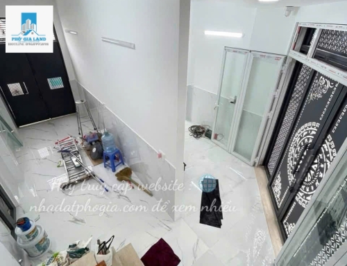 CHO THUÊ NHÀ MẶT TIỀN ĐƯỜNG, KINH DOANH - GẦN SIÊU THỊ GO QUẬN 7. 