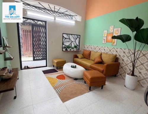 BÁN NHÀ HẺM 1135 HUỲNH TẤN PHÁT - P. PHÚ THUẬN - QUẬN 7 . 
