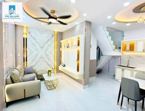 NHÀ BÈ : SỔ HỒNG - CÔNG CHỨNG NHÀ NƯỚC - XE HƠI ĐIỆN VINFAS 3 ĐẾN TẬN NƠI .