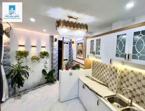 NHÀ MỚI ĐẸP - GÓC 2 MẶT TIỀN - XE HƠI TỚI NHÀ - HUỲNH TẤN PHÁT, NHÀ BÈ .