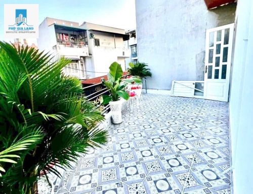 NHÀ MỚI ĐẸP - GÓC 2 MẶT TIỀN - XE HƠI TỚI NHÀ - HUỲNH TẤN PHÁT, NHÀ BÈ .