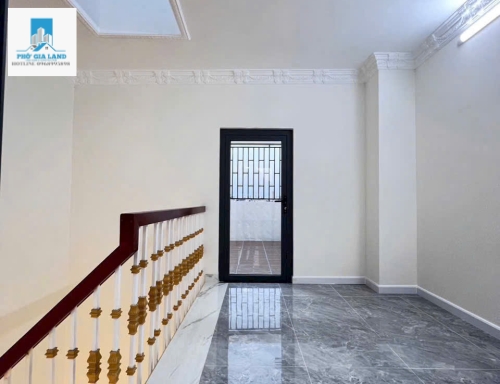 MẶT TIỀN HẺM XE HƠI 12M - HUỲNH TẤN PHÁT , NHÀ BÈ .